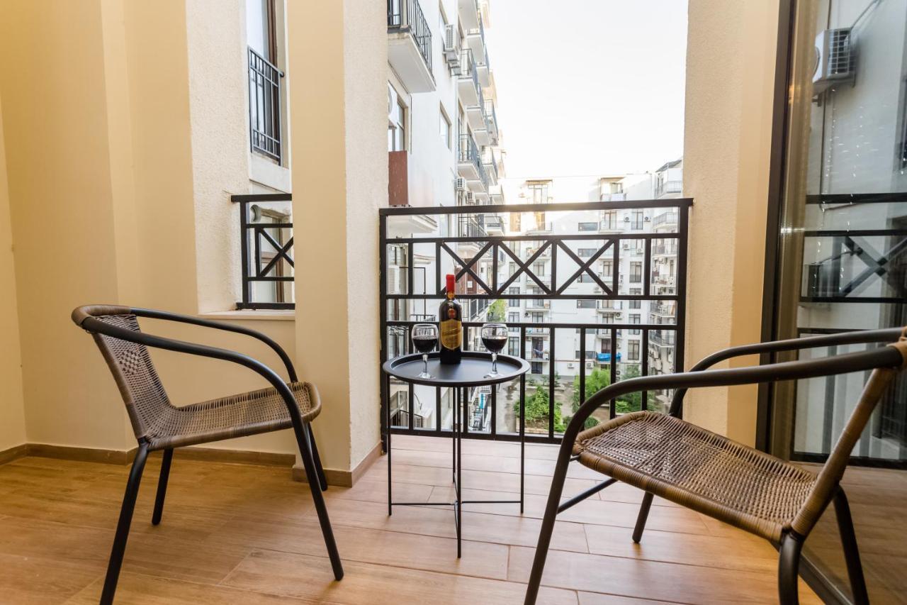 Apartamento Luxury Landing IV Tiflis Exterior foto